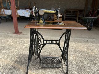 Máquina coser Singer antigua