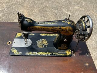 Máquina coser Singer antigua