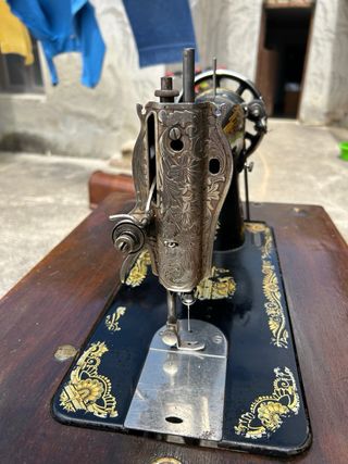 Máquina coser Singer antigua