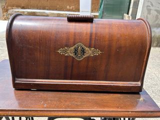 Máquina coser Singer antigua