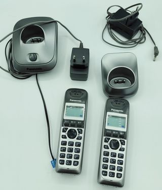 Pareja teléfonos inalámbricos Panasonic