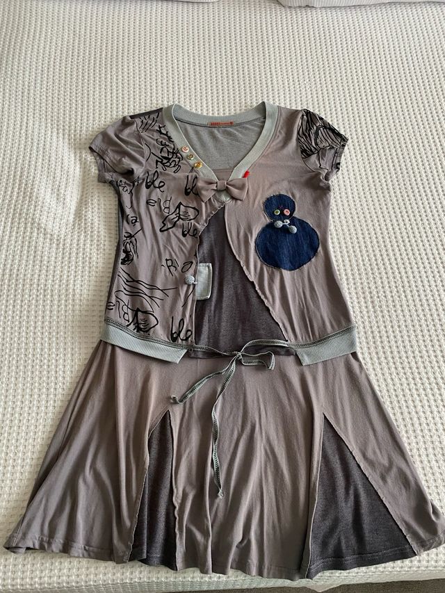 Vestido tipo Desigual gris y azul