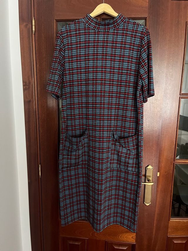 Vestido tipo punto de Zara