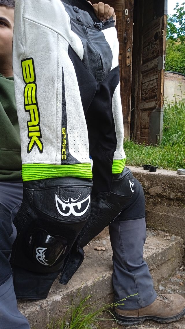 Traje moto Berik cuero