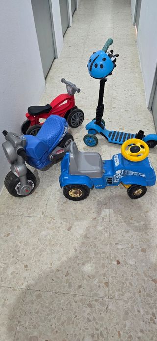 Lote de 4 juguetes infantiles
