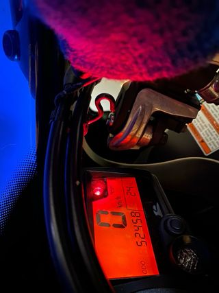 Suzuki GSXR 600 - Moto