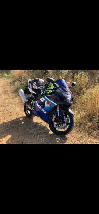 Suzuki GSXR 600 - Moto