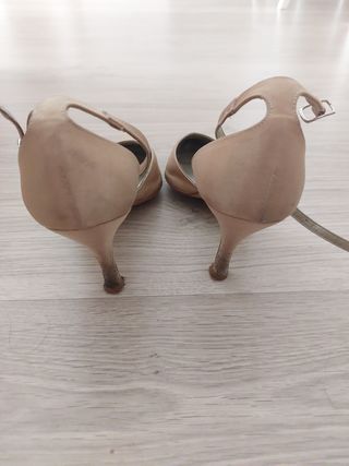 Tacones Melanie beige n.39