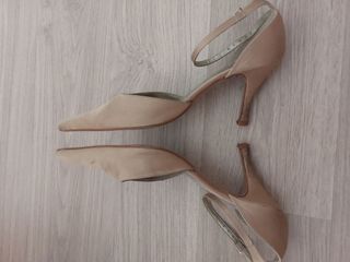 Tacones Melanie beige n.39