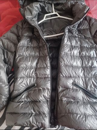 Plumas Massimo Dutti gris