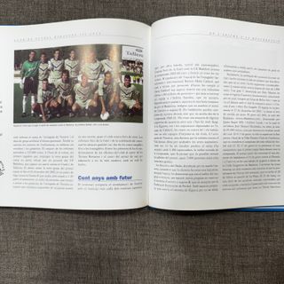 Club de Futbol Badalona 100 anys. Libro.