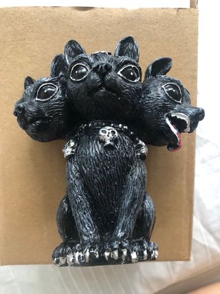 Gato Cerbero - Figura Decorativa