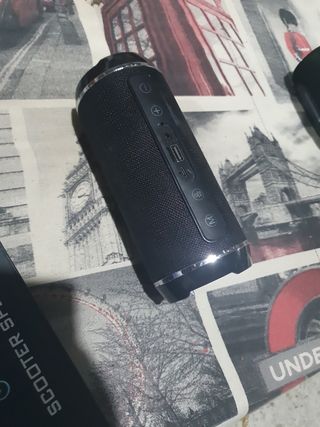 Altavoces JBL y HOPESTAR