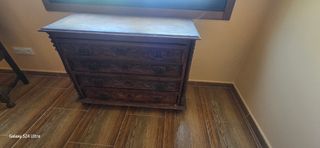 Muebles antiguos de madera