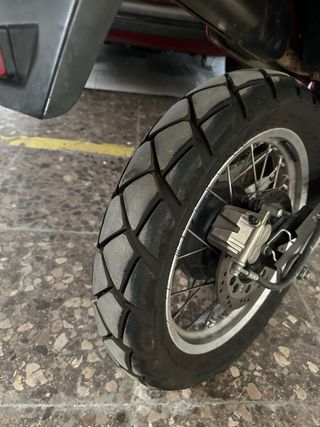 Suzuki DR 650 RS - Moto clásica