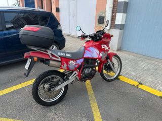 Suzuki DR 650 RS - Moto clásica