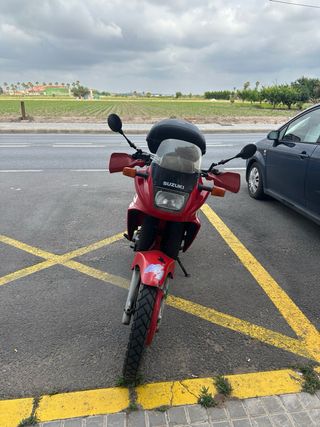 Suzuki DR 650 RS - Moto clásica