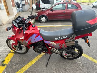 Suzuki DR 650 RS - Moto clásica