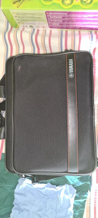 Clarinete Yamaha YCL-255