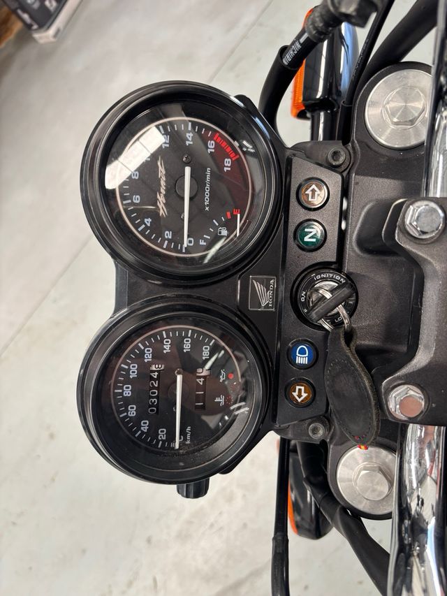 Honda Hornet 250 - Moto