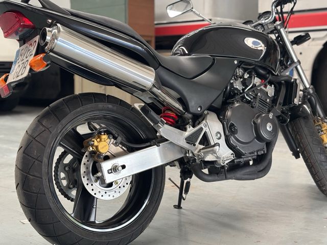 Honda Hornet 250 - Moto