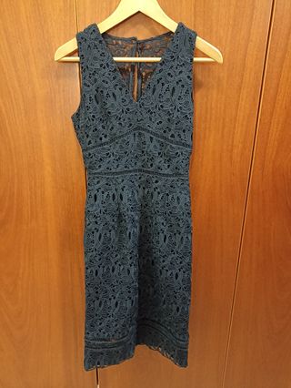 Vestido negro encaje fiesta