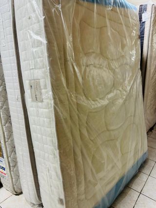 Colchones seminuevos