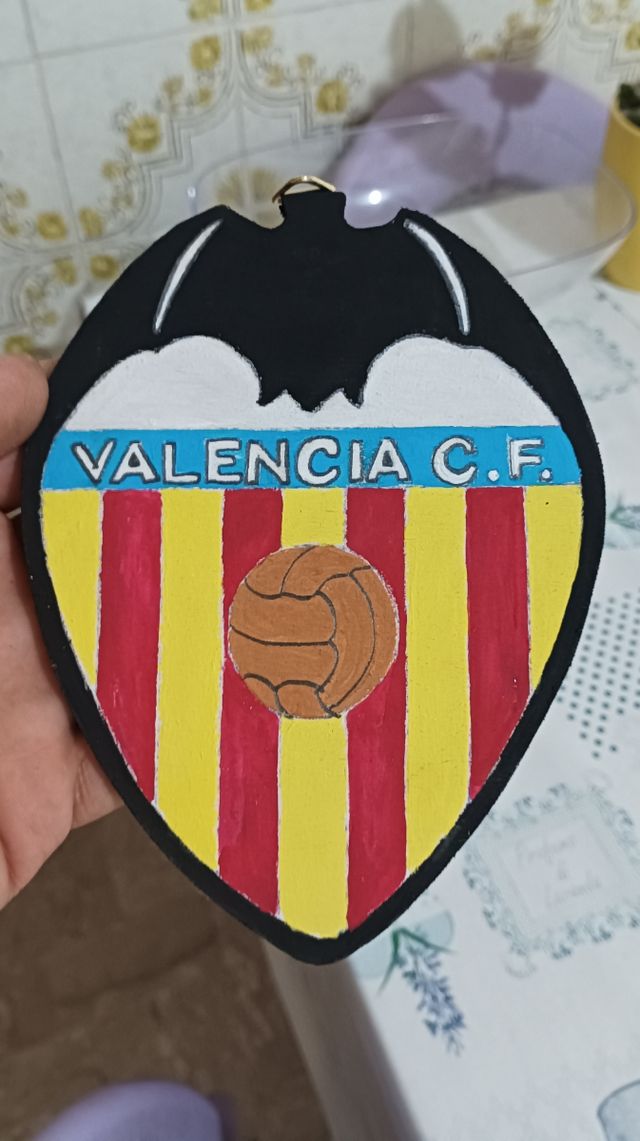 Stemma Valencia C.F. in legno