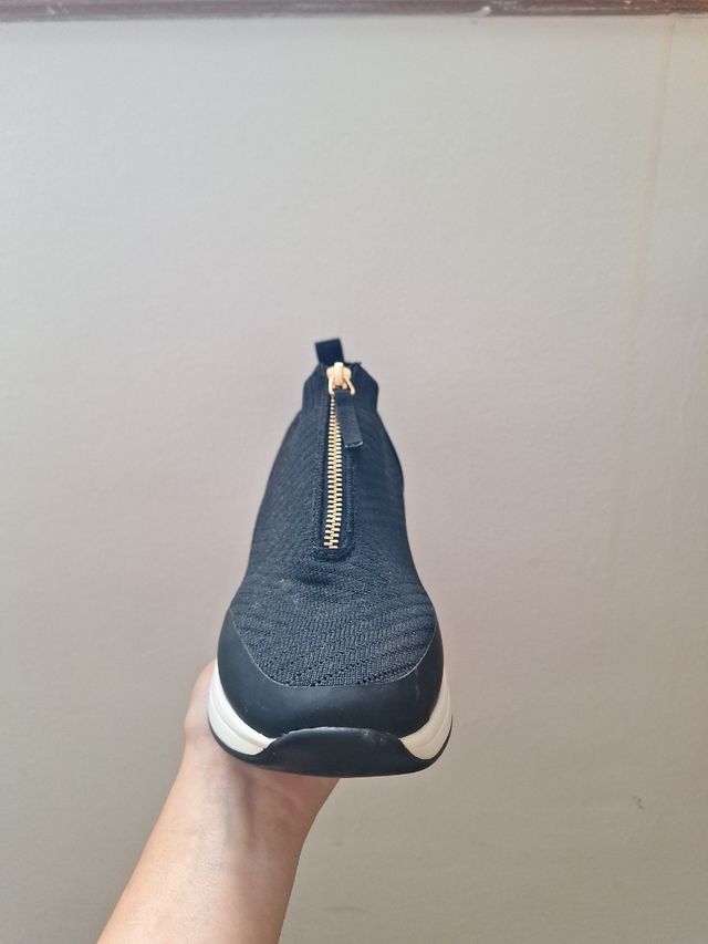 Zapatillas Primark negras