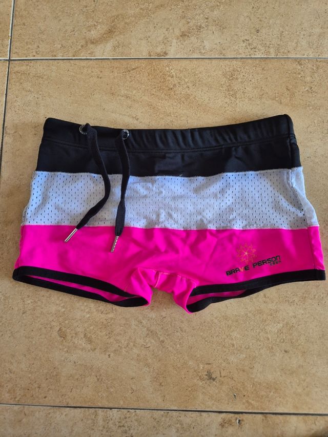 Bañador Brave Person bóxer negro-rosa