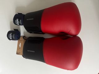 Guantes boxeo 14oz decathlon Outshock + vendas