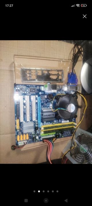 Placa base Gigabyte - PC