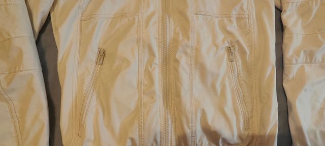 Cazadora Pull & Bear blanca - M