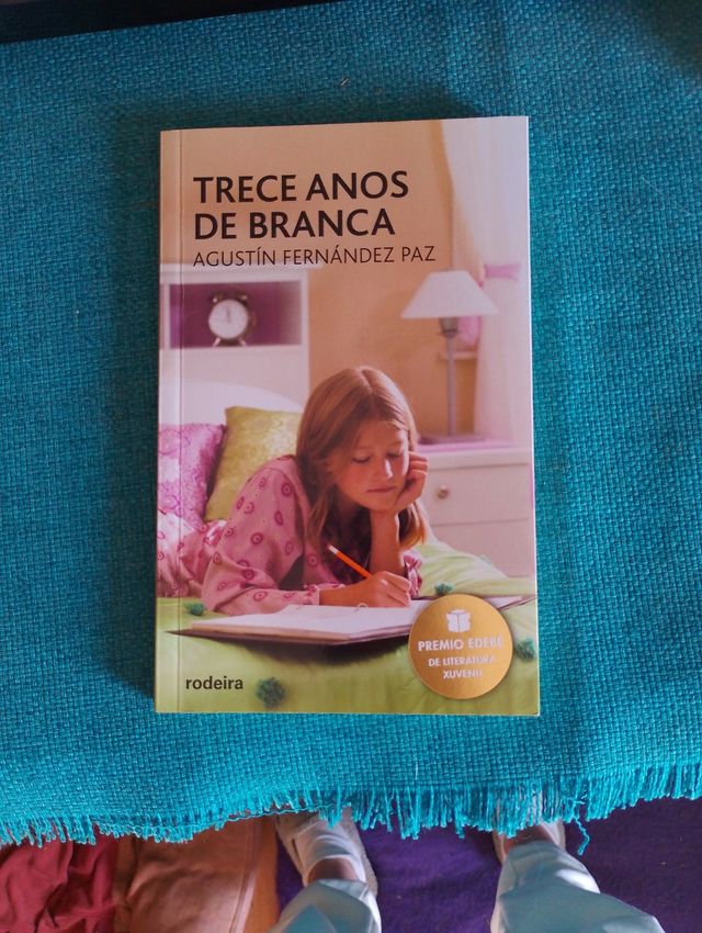 Lote de cinco libros en gallego