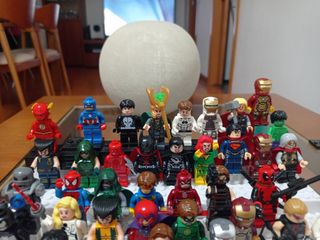Lego Marvel¡Colección figuras!(Precio negociable)