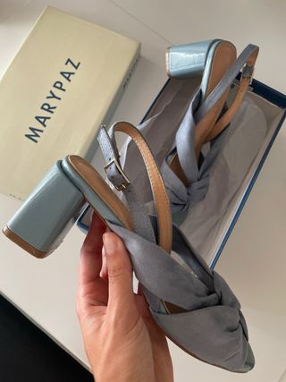 Sandalias MARYPAZ tacón azul - 38