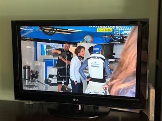 TV LG 42" negra