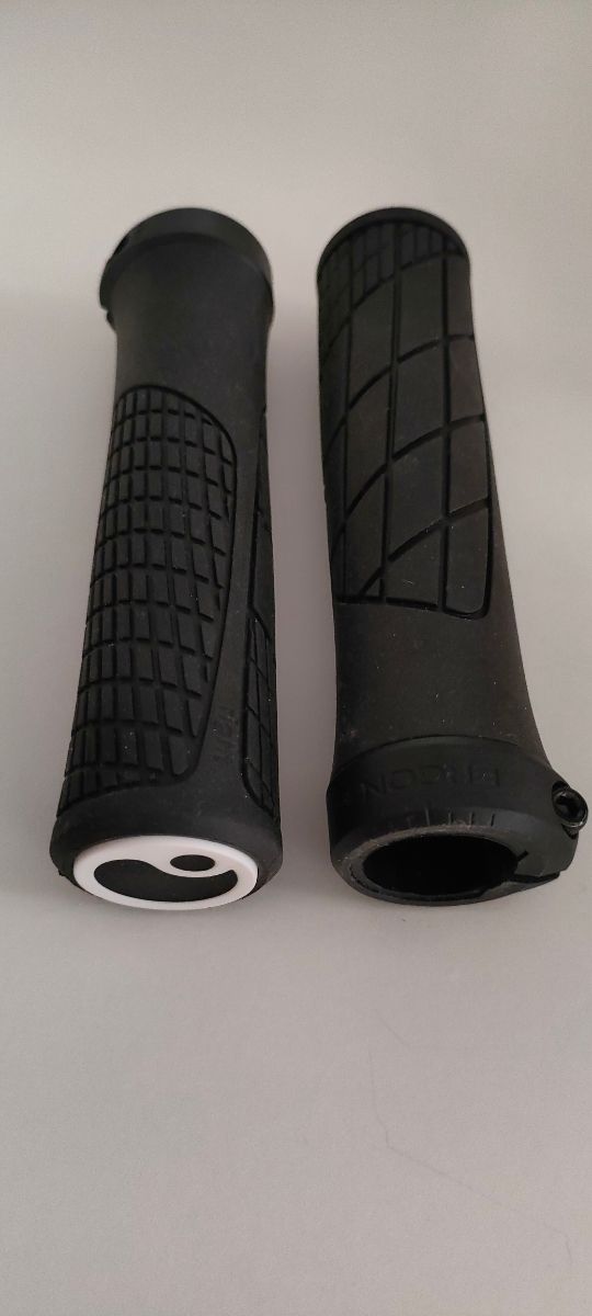 Polsini Ergon GA2 Fat nero | Polsini antiscivolo per bici