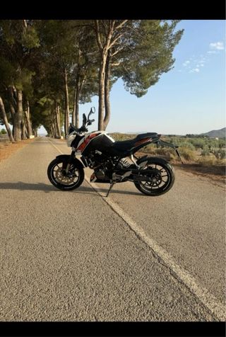 KTM DUKE 125