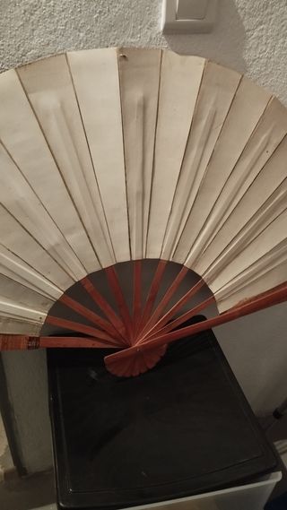 Abanico Chino pintado a mano