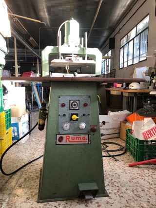 MÁQUINAS FÁBRICA DE CALZADO