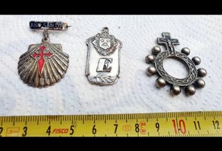 Lote 24 medallas religiosas antiguas