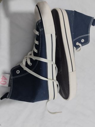 Tenis Primark azules, talla 40
