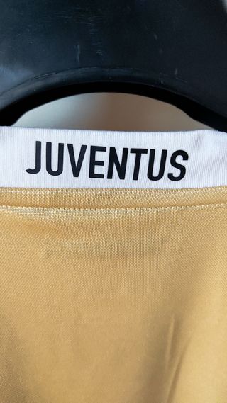 Juventus third shirt 08/09/10 M