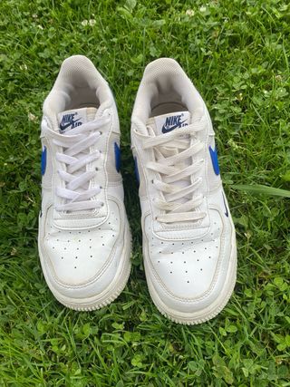 Nike Air Force 1 - Blancas y Azules - Talla 39