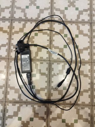 Portátil Toshiba Satellite T110-10N rojo