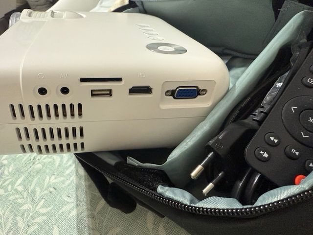 Projetor Vankyo Leisure 430 - Branco