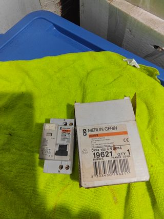 Interruptor Diferencial Merlin Gerin 60mA