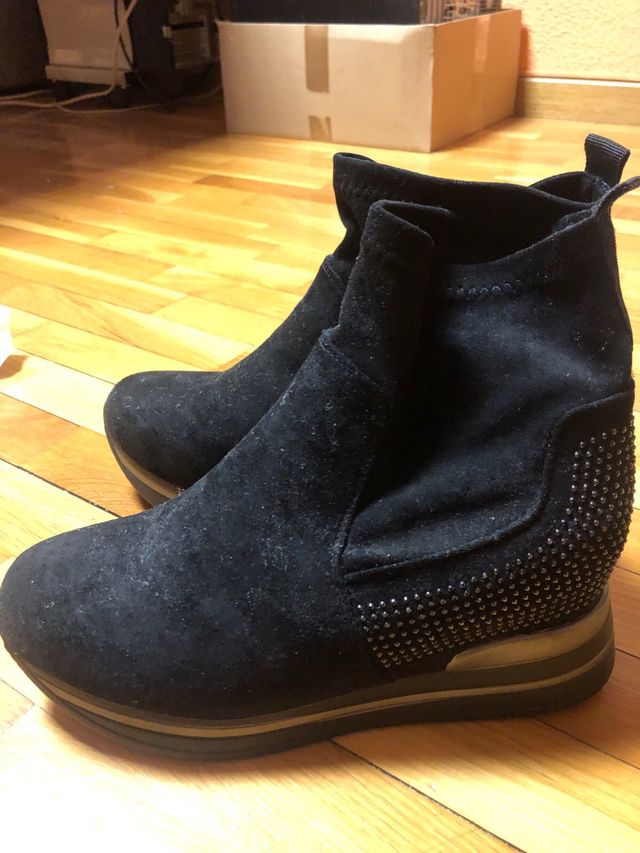 Botines cuña negros talla 40