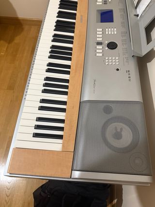 Yamaha DGX-620 Piano Digital